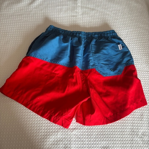 Chubbies Swim Trunks Mens Shorts Blue Red Colorblock Pool Beach Medium - Picture 5 of 7